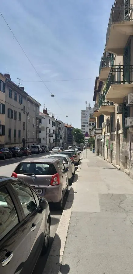 Apartments Close To Sandy Beach Split Kroatien