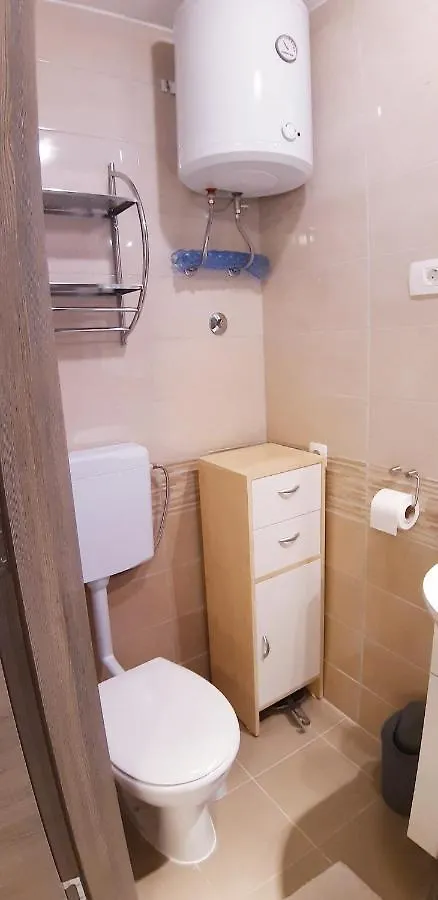 Apartments Close To Sandy Beach Split